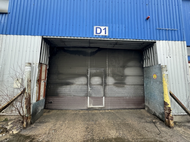 Sludinājumi. Kravu ostas terminālis \'Port Magnat\' piedāvā nomāt noliktavu telpas.  Noliktava BEZ apkures. Cena: 3440 EUR/mēn Foto #7