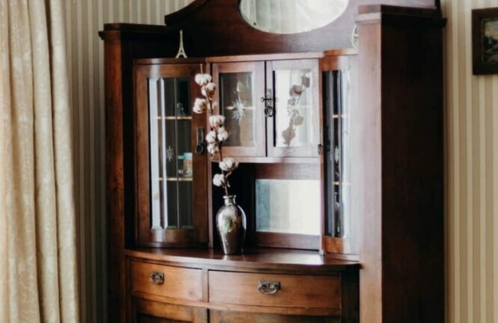 Sludinājumi. Skaists un plašs 3 istabu dzīvoklis klusajā Rīgas centrā.  Gaišs mēbelēts dzīvoklis aprīkots ar Cena: 900 EUR/mēn Foto #2