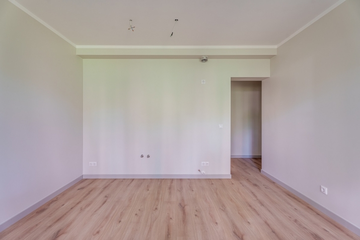 Sludinājumi. Piedāvājumā mūsdienīgs 2 istabu dzīvoklis ar pilnu apdari renovētā projektā Priežu Nami,  Kr. Cena: 106300 EUR Foto #6