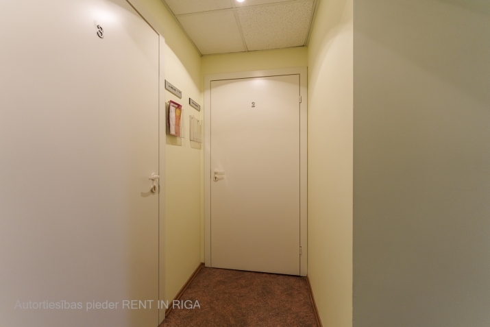 Sludinājumi. Piedāvājumā telpas Kr.Barona un Tallinas ielas krustojumā.  + Lieliska lokācija pilsētas centra; + Cena: 261 EUR/mēn Foto #6