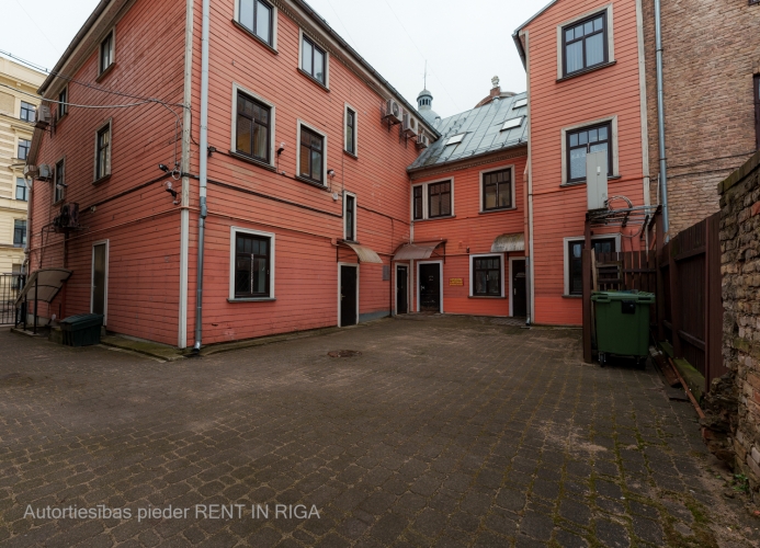 Sludinājumi. Piedāvājumā telpas Kr.Barona un Tallinas ielas krustojumā.  + Lieliska lokācija pilsētas centra; + Cena: 261 EUR/mēn Foto #9