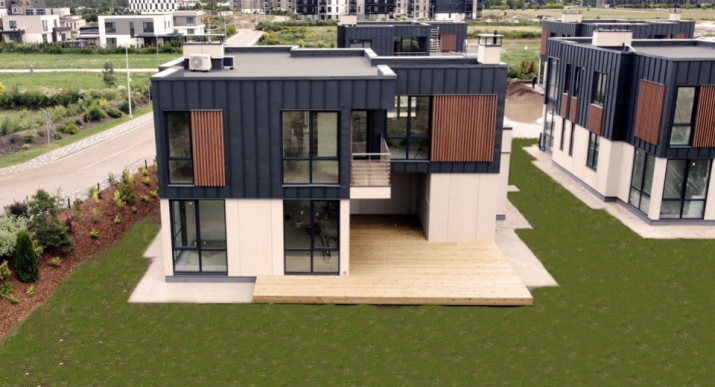 Объявление. В поселке Saliena современная 2-х этажная вилла с полной качественной отделкой и оборудованием.  Цена: 670000 EUR Foto #4