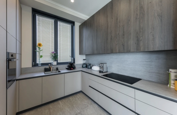 Объявление. В поселке Saliena современная 2-х этажная вилла с полной качественной отделкой и оборудованием.  Цена: 670000 EUR Foto #9