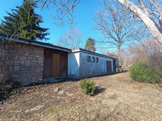 Sludinājumi. Pārdošanā īpašums ar lielu potenciālu   zemes gabals 1399 m2 platībā ar 60-tajos gados celtu māju Cena: 89000 EUR Foto #9