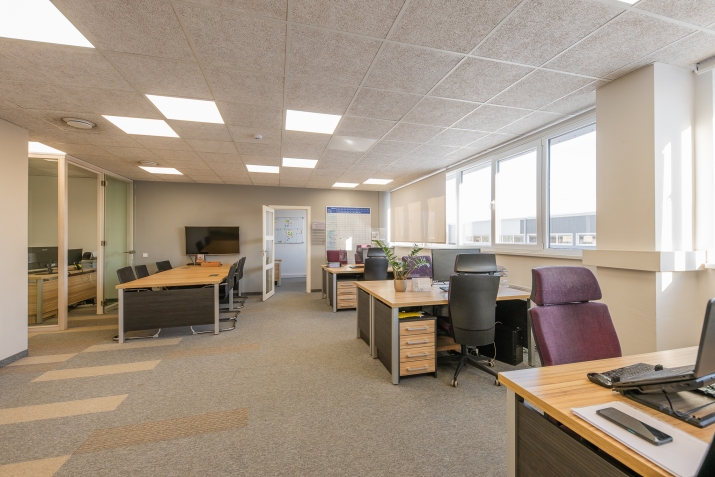 Sludinājumi. Noma pieejama jaunuzcelta noliktavas/ražotnes telpa.  + Ēkas izmēri 24 x 78 m + Ēkas augstums 10m, Cena: 7675 EUR/mēn Foto #9