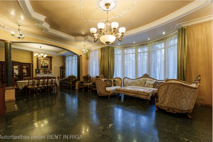 Sludinājumi. Tiek pārdota plaša un labiekārtota māja Dreiliņos.   - 7 izolētas istabas - piecas no guļamistabām Cena: 420000 EUR Foto #4