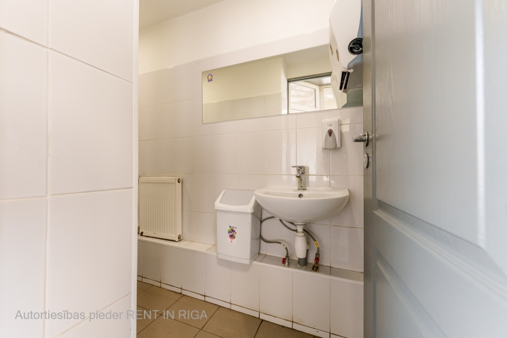 Объявление. Коммерческое помещение в аренду в Плавниеках  Помещения подходят для коммерческих целей или Цена: 600 EUR/мес. Foto #7