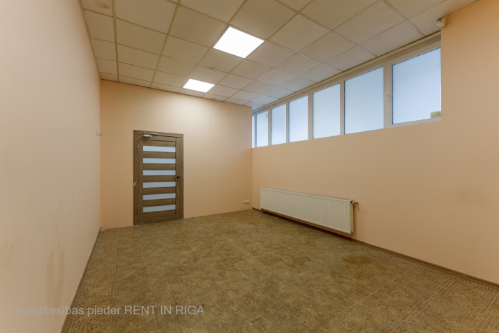 Sludinājumi.  Cena: 370 EUR/mēn Foto #3