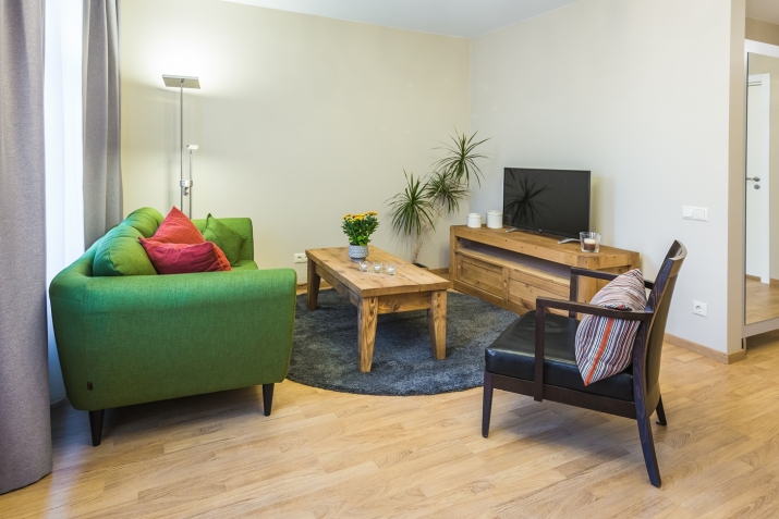 Объявление. Новый, небольшой дом в Вецриге.  Здание построено в 2017 году. В нем находится 4 квартиры, которые Цена: 1.8e+06 EUR Foto #7