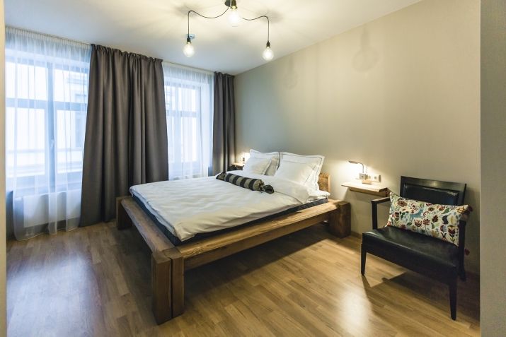 Объявление. Новый, небольшой дом в Вецриге.  Здание построено в 2017 году. В нем находится 4 квартиры, которые Цена: 1.8e+06 EUR Foto #8