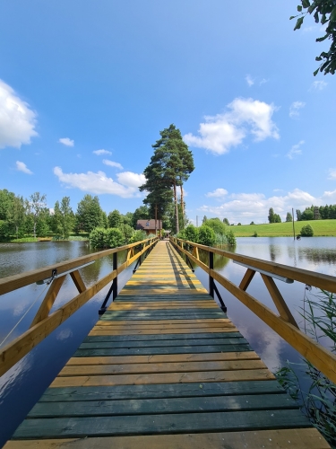 Sludinājumi. Piedāvājumā lielisks nekustamais īpašums 41 ha platībā netālu no Smiltenes. Īpašums sastāvā ir 2 Cena: 490000 EUR Foto #3