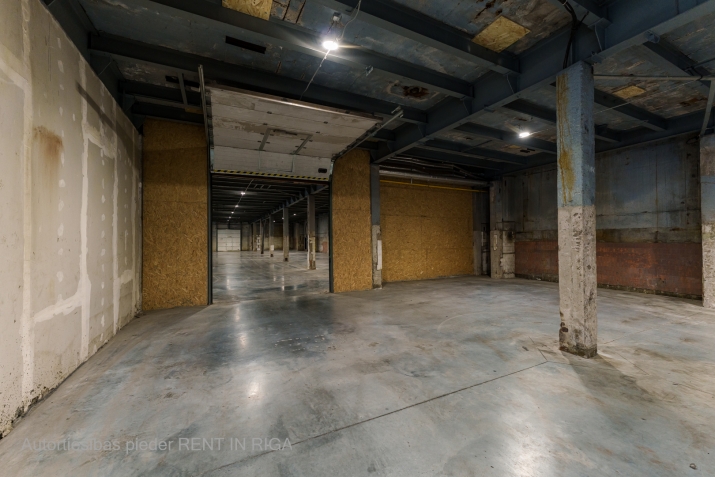 Sludinājumi. Plašas, sausas ražošanas telpas Ulriekstes ielā pie tirdzniecības ostas Rīga.  Telpas atrodas 1. Cena: 4800 EUR/mēn Foto #5