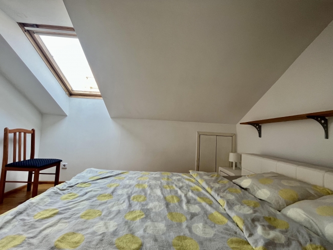 Sludinājumi. Šarmants divu stāvu, mansarda tipa dzīvoklis Rīgas centrā.   Dzīvoklis ir ļoti gaišs, augstie Cena: 229000 EUR Foto #8