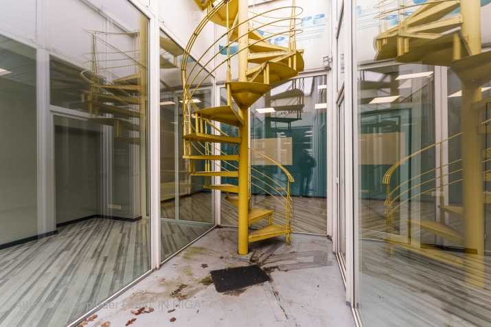 Объявление. Сдается офисное помещение с собственной террасой на крыше в Вефе в округе.  + 2 этаж; + 164м2; + Цена: 984 EUR/мес. Foto #7