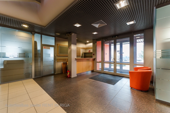 Sludinājumi. Birojs Purvciemā.  2. stāvs.  Platība sastāv no 1 kabineta.  Telpas aprīkotas ar visām Cena: 200 EUR/mēn Foto #5