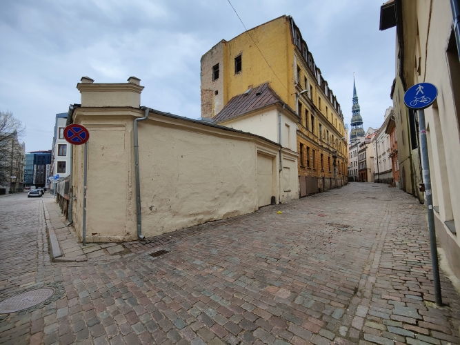 Объявление. 4-этажное здание в аварийном состоянии в Старой Риге.  При реконструкции жилого дома и Цена: 1.5e+06 EUR Foto #6