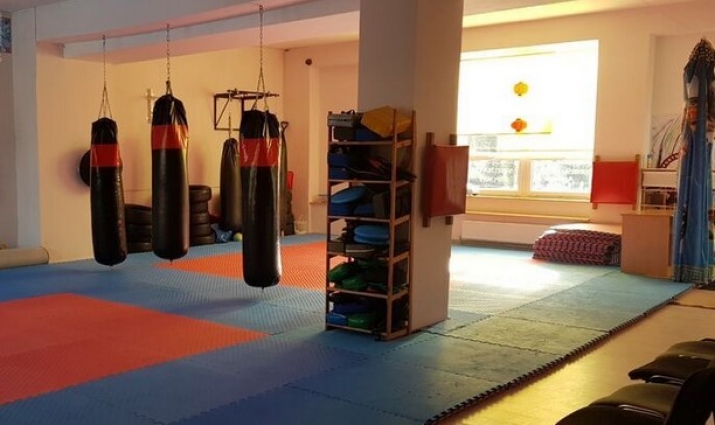 Объявление. В аренду предлагаются просторные помещения. В данный момент помещения приспособлены под спортивный Цена: 3500 EUR/мес. Foto #7