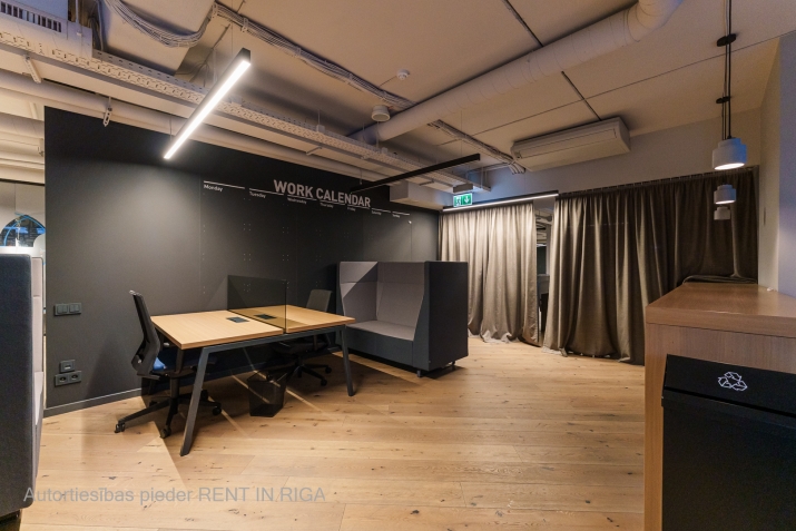 Sludinājumi. Biroja telpas E. Birznieka - Upīša ielā 21.  + Gaumīgi un kvalitatīvi iekārtotas un uzreiz pieejams Cena: 6432 EUR/mēn Foto #3