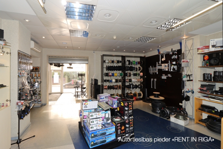 Sludinājumi. Pārdodu tirdzniecības telpas Maskavas forštates rajonā.  + 1. stāvā; + Kopēja telpu platība - 375 Cena: 330000 EUR Foto #5