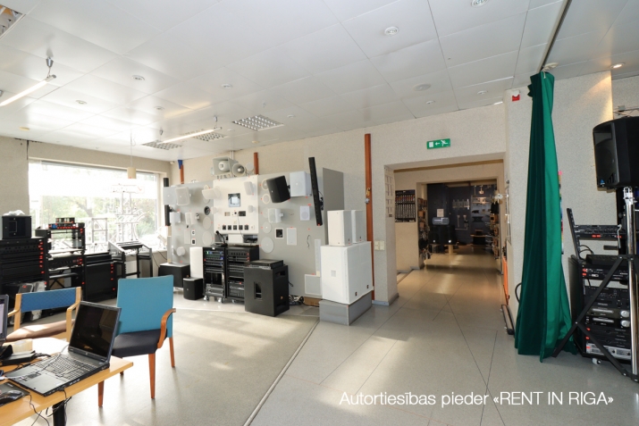 Sludinājumi. Pārdodu tirdzniecības telpas Maskavas forštates rajonā.  + 1. stāvā; + Kopēja telpu platība - 375 Cena: 330000 EUR Foto #7