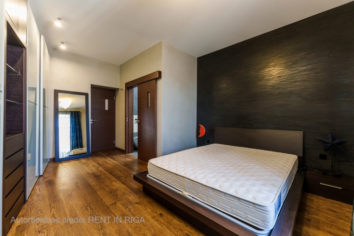 Sludinājumi. Elizabetes un Vīlandes ielu krustojumā, Rīgas klusā centrā tieši blakus gleznainajam Kronvalda Cena: 640000 EUR Foto #6