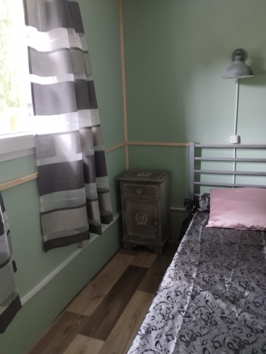 Sludinājumi. Tiek piedāvāts uz īri Namiņš Vecāķos pie jūras. Pieejams septembra mēnesim.  Līdz pludmalei kājām Cena: 700 EUR/mēn Foto #4