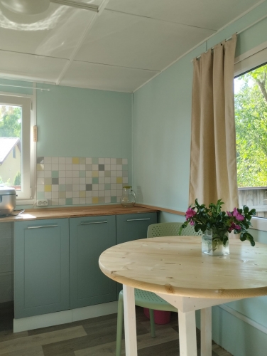 Sludinājumi. Tiek piedāvāts uz īri Namiņš Vecāķos pie jūras. Pieejams septembra mēnesim.  Līdz pludmalei kājām Cena: 700 EUR/mēn Foto #3