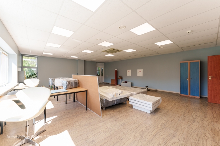 Sludinājumi. Ideālas telpas Jūsu biznesa vajadzībām ar izcilām ērtībām un stratēģisku atrašanās vietu.  Platība: Cena: 1017 EUR/mēn Foto #6