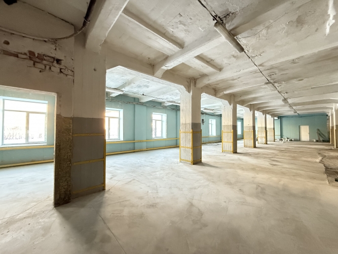 Объявление. Noliktavas/ražošanas telpas Jelgavas pilsētā, Rūpniecības ielā 39.  SIA \'Madara\' industriālajā Цена: 1200 EUR/мес. Foto #1