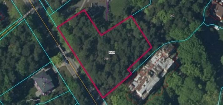 Объявление. Земля продается в Mežaparks, расположенa в тихом месте рядом с Kisezers.  Площадь: 2200 м2 Цена: 330000 EUR Foto #4