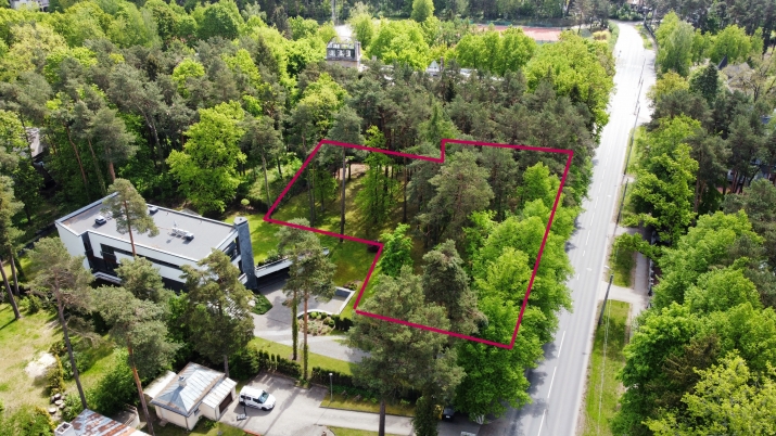 Объявление. Земля продается в Mežaparks, расположенa в тихом месте рядом с Kisezers.  Площадь: 2200 м2 Цена: 330000 EUR Foto #6