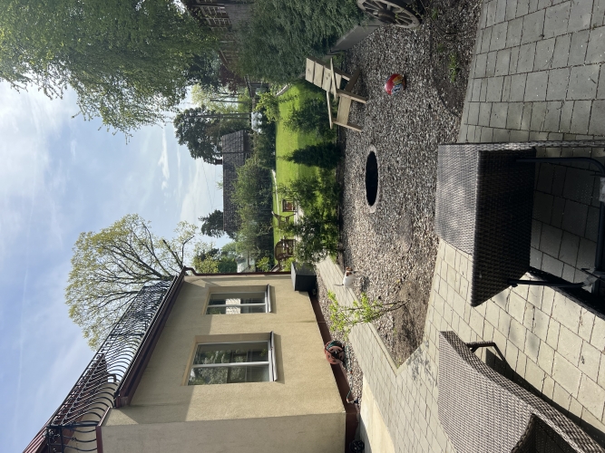 Sludinājumi. Tiek pārdota uzreiz apdzīvojama dvīņu mājas sekcija Bulduros, tikai pāris soļu attālumā no upes, ar Cena: 469000 EUR Foto #2