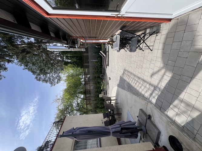 Sludinājumi. Tiek pārdota uzreiz apdzīvojama dvīņu mājas sekcija Bulduros, tikai pāris soļu attālumā no upes, ar Cena: 469000 EUR Foto #3