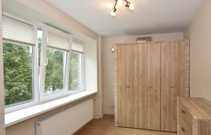 Sludinājumi. Studio tipa dzīvoklis ar balkonu pie Mežaparka.  Dzīvoklī ir viesistaba, kas apvienota ar virtuvi, Cena: 76000 EUR Foto #6