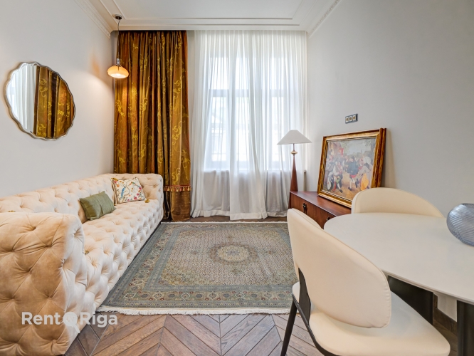 Sludinājumi. Iespējams iegādāties pilnība jaunu 3-istabu dzīvokli, Rīgas centrā.  Dzīvoklis atrodas renovētā Cena: 220000 EUR Foto #2