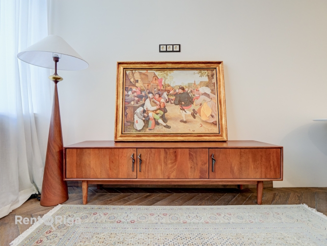 Sludinājumi. Iespējams iegādāties pilnība jaunu 3-istabu dzīvokli, Rīgas centrā.  Dzīvoklis atrodas renovētā Cena: 220000 EUR Foto #5