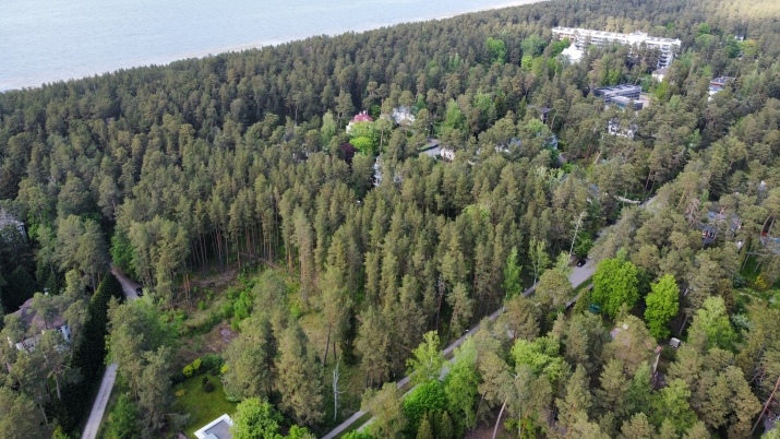 Sludinājumi. Ekskluzīvs zemesgabals Jūrmalā, pirmajā līnijā.  Pārdod 2031 kvm lielu zemes gabalu Lielupē, Cena: 913950 EUR Foto #1