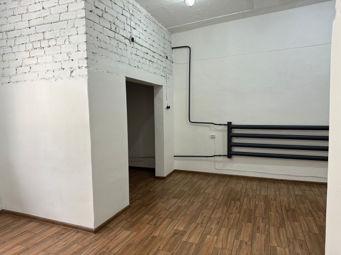 Sludinājumi. Iznomā autoservisu Dreiliņos!  Platība: 349.3 m   + boksi ar pacēlājiem  + paceļamie vārti   + Cena: 2300 EUR/mēn Foto #9