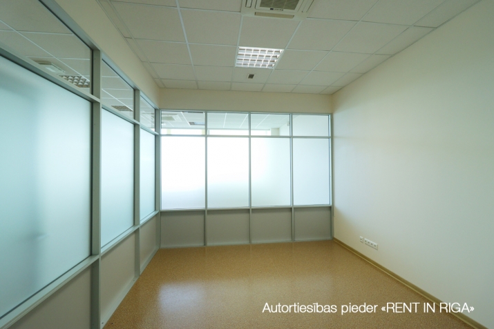 Sludinājumi. Birojs Ziepniekkalnā ar Terasi.  + 6. stāvs. + Pašlaik platība sastāv no atvērtas telpas, Cena: 5000 EUR/mēn Foto #6