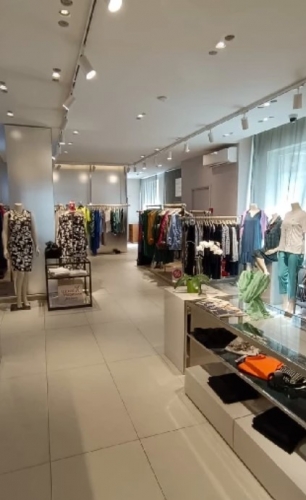 Sludinājumi. Piedāvājumā tirdzniecības telpas pašā Rīgas centrā!  Telpas ir ļoti labā tehniskā un vizuālā Cena: 5000 EUR/mēn Foto #6