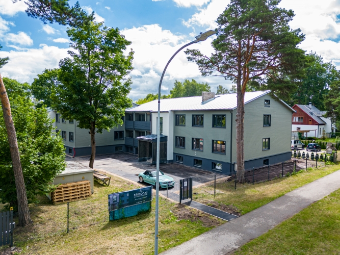 Sludinājumi. Piedāvājam pārdošanai dzīvokļus pilnībā atjaunotā mājā gleznainā vietā pie upes Dubultos.  Cena: 94850 EUR Foto #2