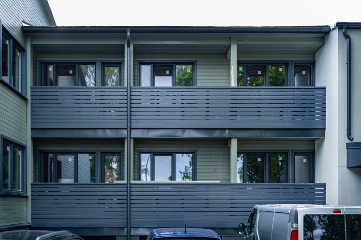 Sludinājumi. Piedāvājam pārdošanai dzīvokļus pilnībā atjaunotā mājā gleznainā vietā pie upes Dubultos.  Cena: 74555 EUR Foto #8