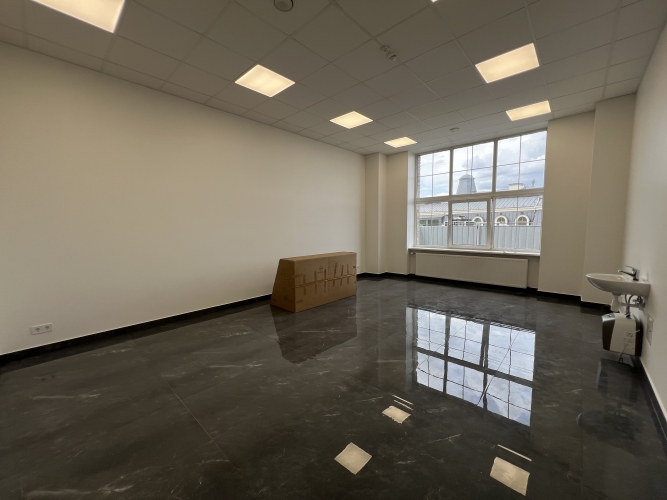 Объявление. Наличие лечебных или медицинских учреждений на территории ВЭФ.  Сразу после капитального ремонта.  Цена: 2351 EUR/мес. Foto #6