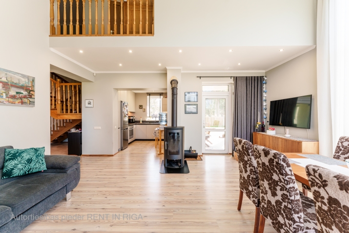 Объявление. Продается частный дом в поселке Mežārēs, Бишулеяс-  Это отличная возможность осуществить мечту о Цена: 310000 EUR Foto #7