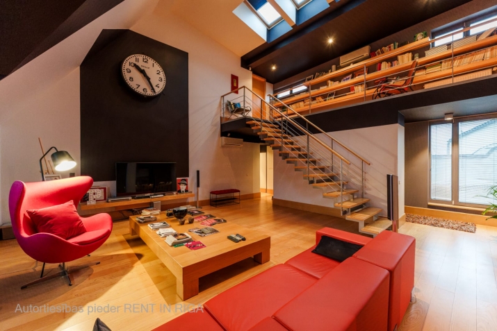 Sludinājumi. Tiek pārdots penthouse tipa dzīvoklis vēstniecību rajonā - Klusajā centrā. Divstāvu dzīvoklis (5. Cena: 625573 EUR Foto #7