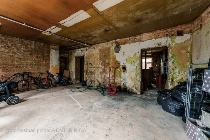 Объявление. Сдается коммерческое помещение с возможностью индивидуальной отделки!  Мы сдаем в аренду помещения, Цена: 300 EUR/мес. Foto #4