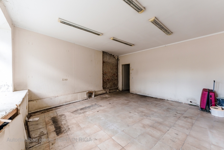 Объявление. 3 месяца бесплатной аренды коммерческого помещения!  Подходит для разных видов бизнеса.  Цена: 450 EUR/мес. Foto #7