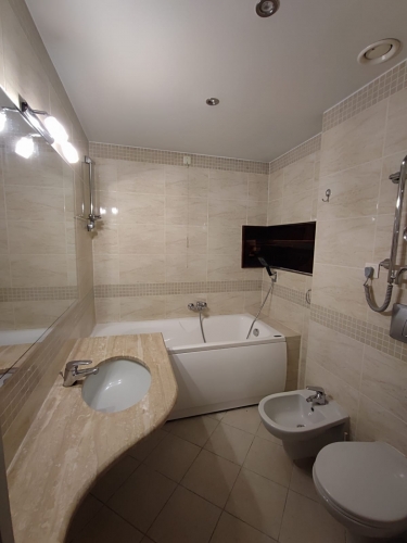 Sludinājumi. Tiek pārdots 3 istabu dzīvoklis vēstniecību rajonā - Klusajā centrā. Plaša viesistaba apvienota ar Cena: 299000 EUR Foto #9