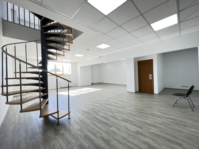 Sludinājumi. Piedāvājumā biroja telpas Dzirciema, Ūdens iela 12.  + Kopējā platība 148.2 m2;  + 2.-3. stāvs; + Cena: 135000 EUR Foto #3