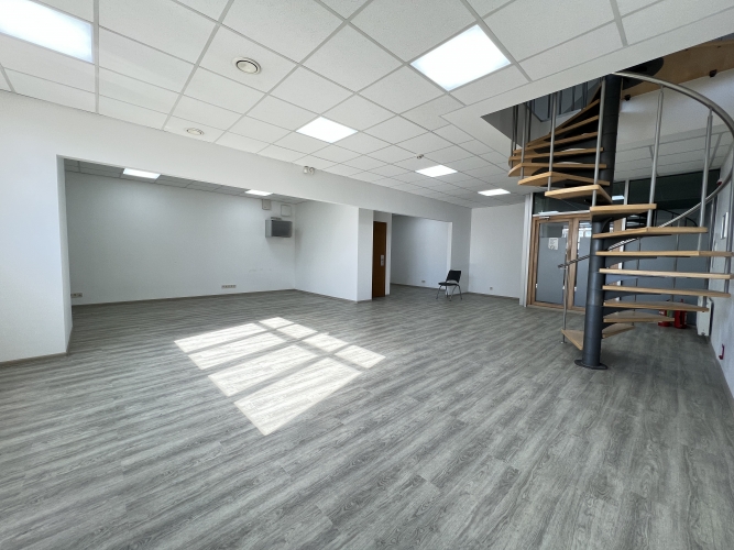 Sludinājumi. Piedāvājumā biroja telpas Dzirciema, Ūdens iela 12.  + Kopējā platība 148.2 m2;  + 2.-3. stāvs; + Cena: 135000 EUR Foto #4